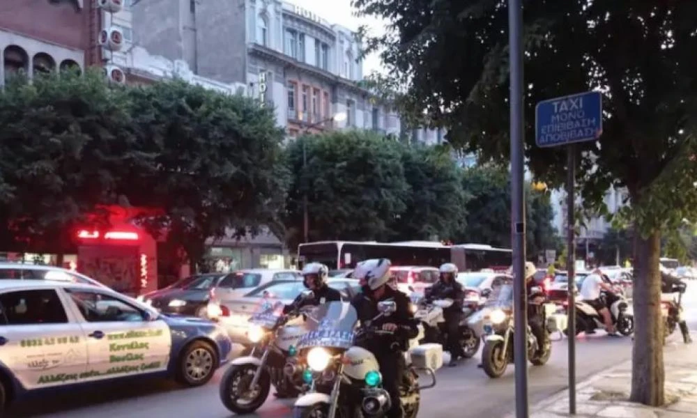 ΟΑΣΘ: Τρόμος σε λεωφορείο - Αλλοδαποί απείλησαν με μαχαίρι ελεγκτές γιατί δεν είχαν εισιτήρια